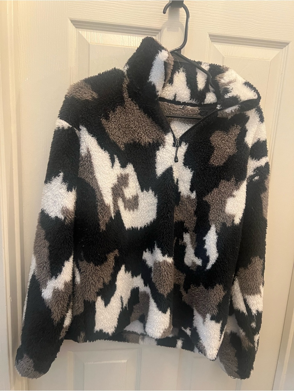 Cozy Half-Zip Sherpa Pullover - Black, White & Brown